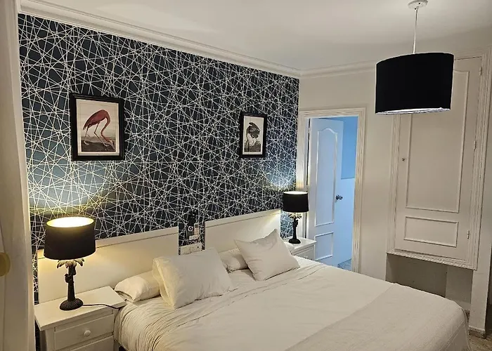 Hostal Boutique Luna De Nerja Olive Oil Free Degustation & Sale 2*