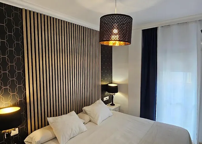 Hostal Boutique Luna De Nerja Olive Oil Free Degustation & Sale 2* Nerja