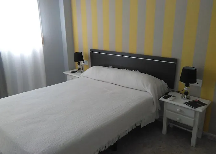 Hostal Boutique Luna De Nerja Olive Oil Free Degustation & Sale Nerja