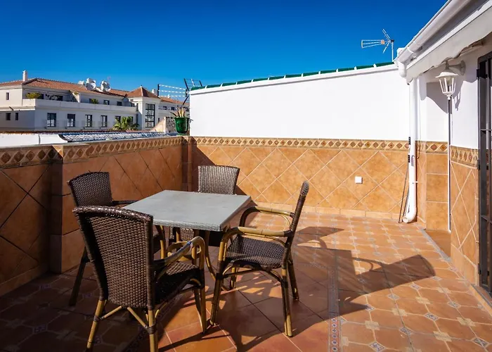 Hostal Boutique Luna De Nerja Olive Oil Free Degustation & Sale 2*