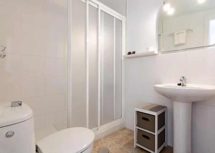 Hostal Boutique Luna De Nerja Olive Oil Free Degustation & Sale 2*