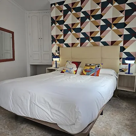 Hotel Hostal Boutique Luna De Nerja Olive Oil Free Degustation & Sale