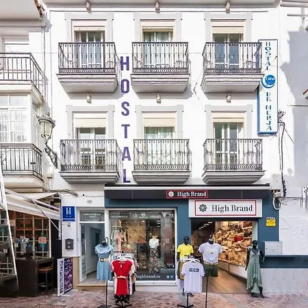 호스탈 루나 데 네르하 2*