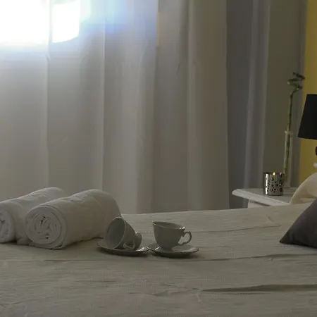 호스탈 루나 데 네르하 네르하