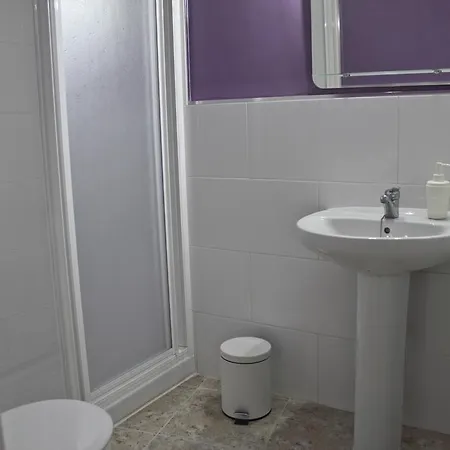 호스탈 루나 데 네르하 네르하