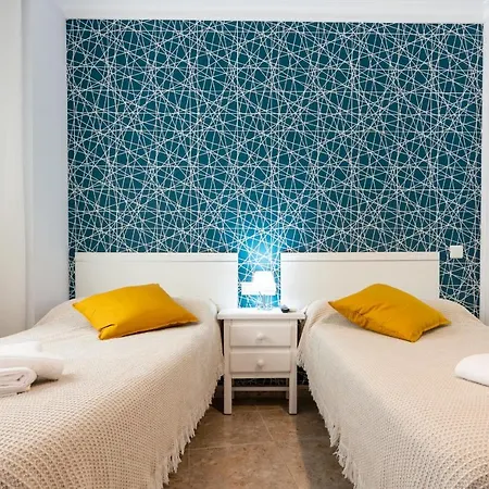 호텔 호스탈 루나 데 네르하