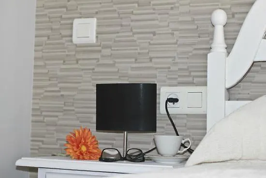 Boutique Luna De Olive Oil Free Degustation & Sale 2* 네르하