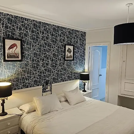 Hostal Boutique Luna De Nerja Olive Oil Free Degustation & Sale 2*