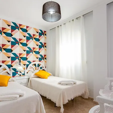 Hostal Boutique Luna De Nerja Olive Oil Free Degustation & Sale 2*