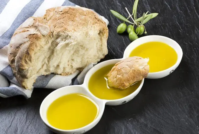 Boutique Luna De Olive Oil Free Degustation & Sale ホテル 2*